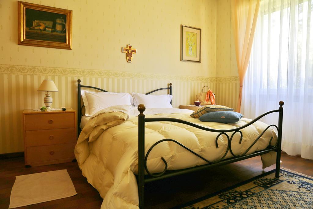 Bed and Breakfast Al Villino Del Sole Fano Exteriér fotografie